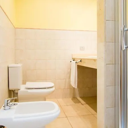 In Playa Blanca Sleeps 8 Includes Swimming Pool Air Con And Wifi 6 Villa
